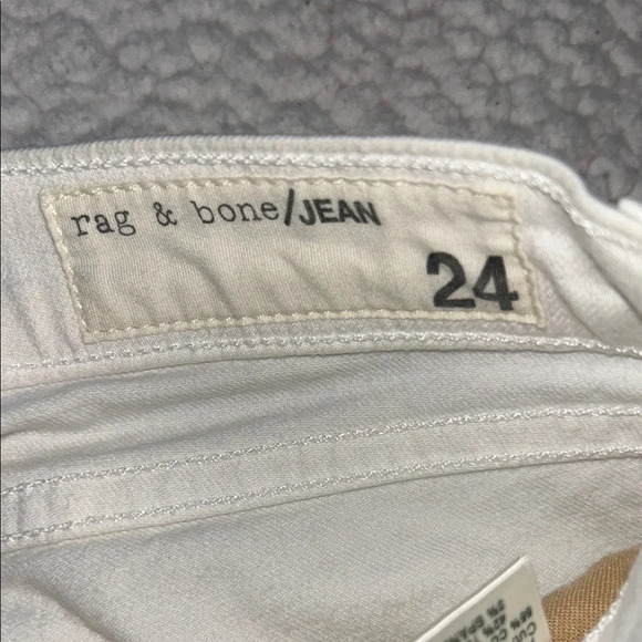rag & bone Classic White Skinny Jeans - Picture 2 of 14